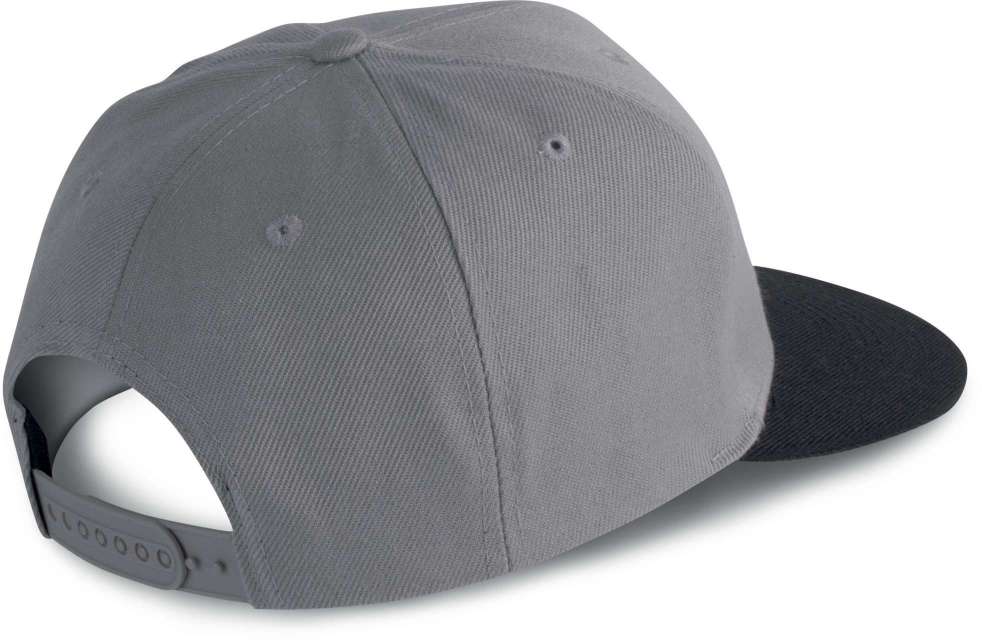 SNAPBACK CAP