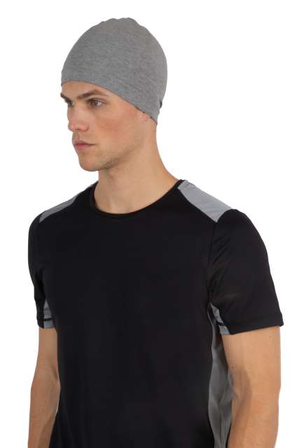 SPORTY FITTED BEANIE