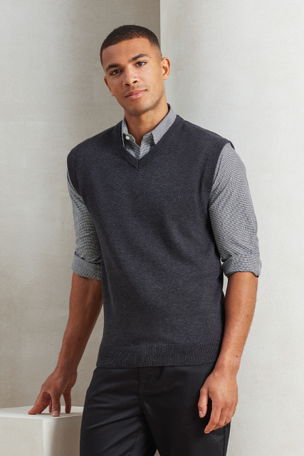 PR699 MEN'S V-NECK SLEEVELESS SWEATER