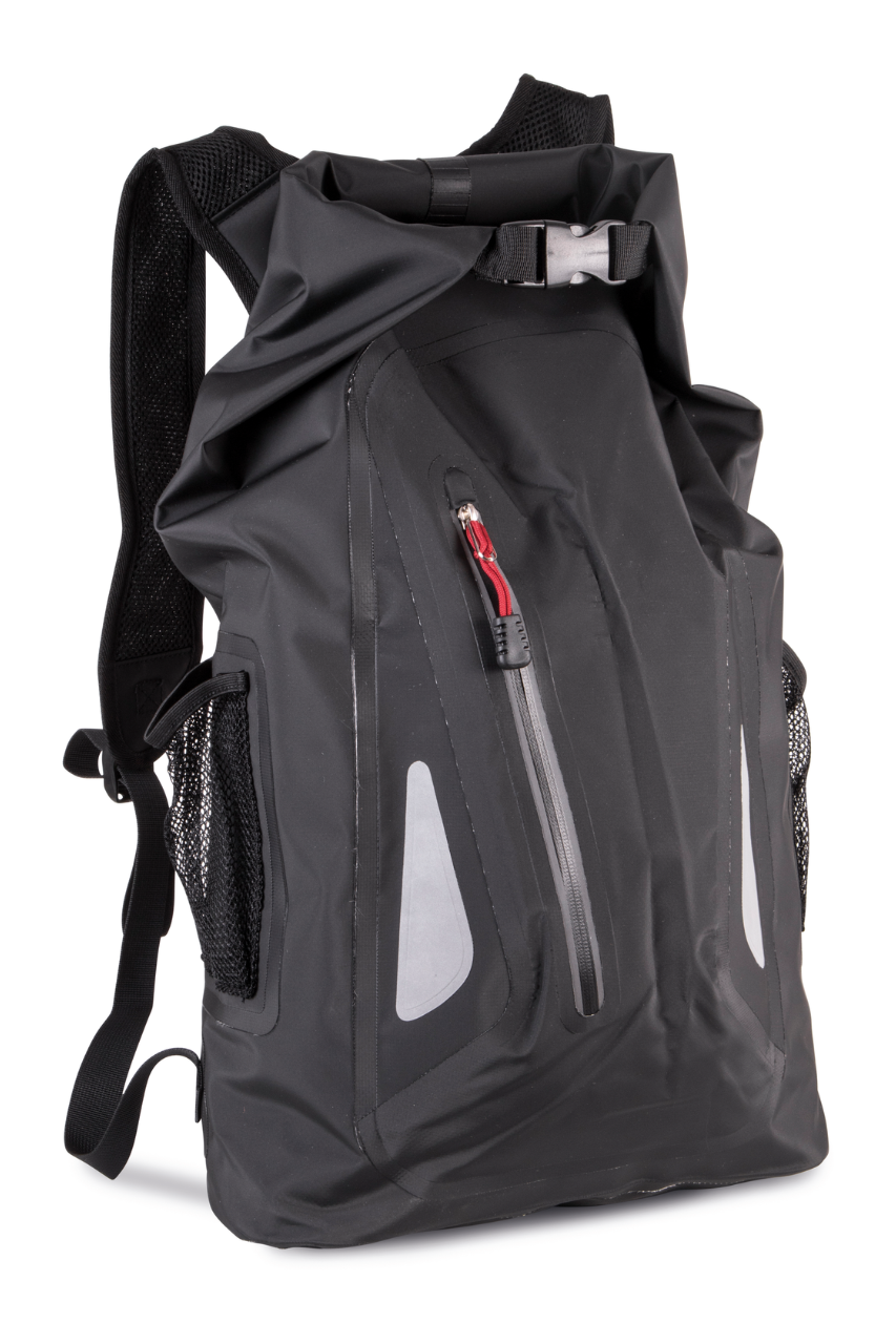 ki0150 WATERPROOF BACKPACK